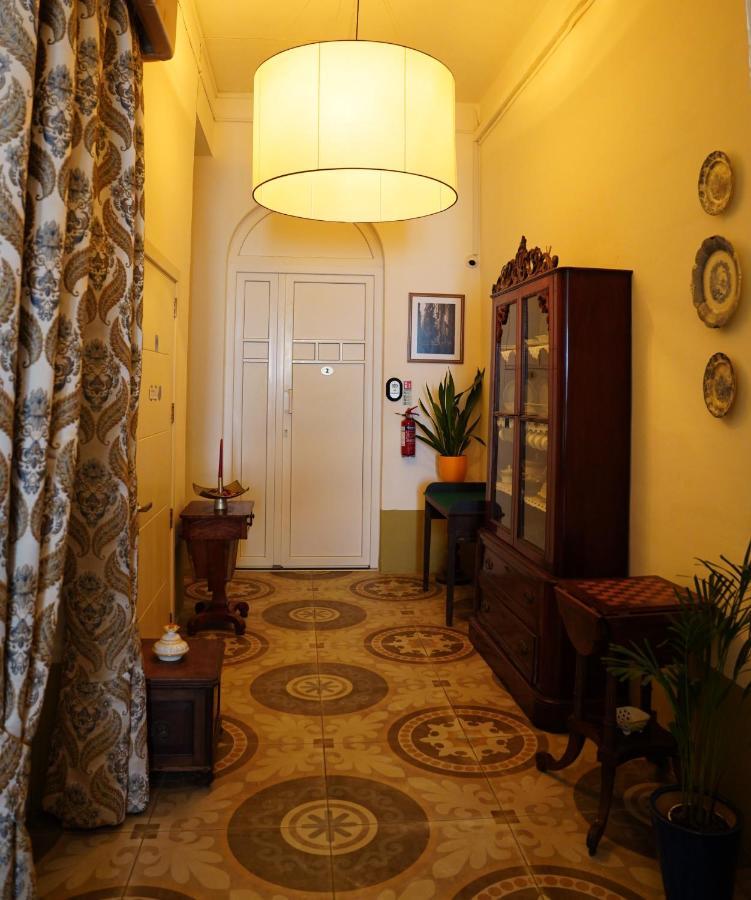 The Maltese Sun 3*