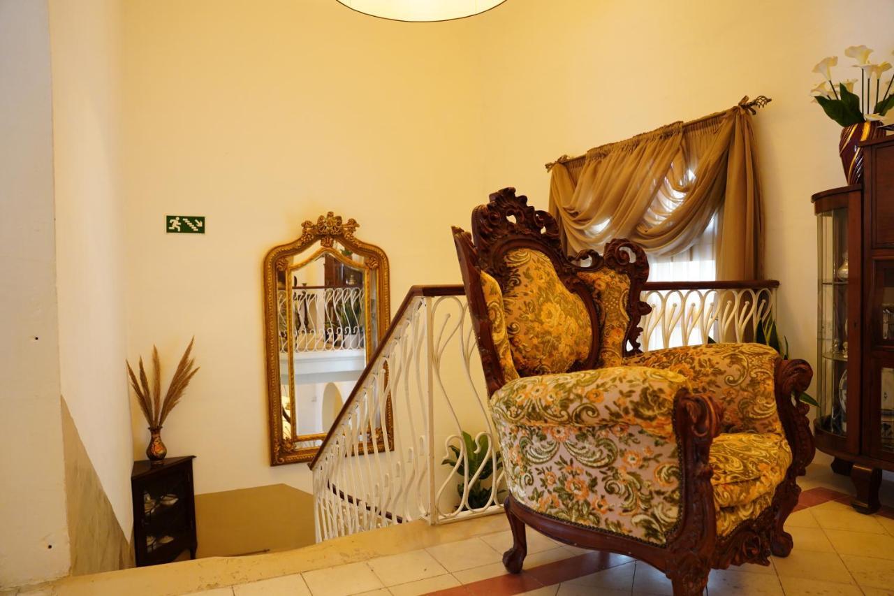 The Maltese Sun Pensión 3*