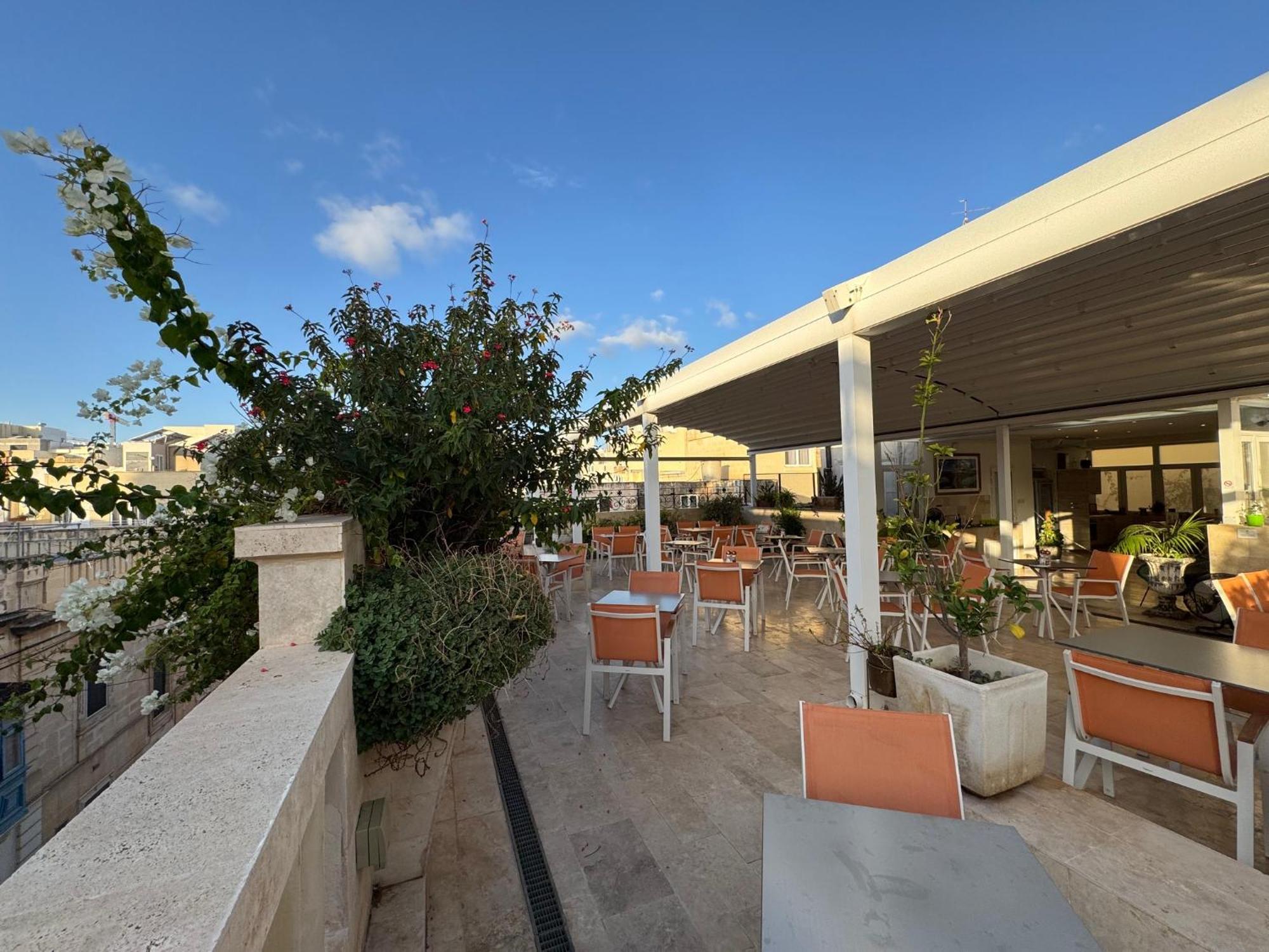 Gasthof The Maltese Sun 3*