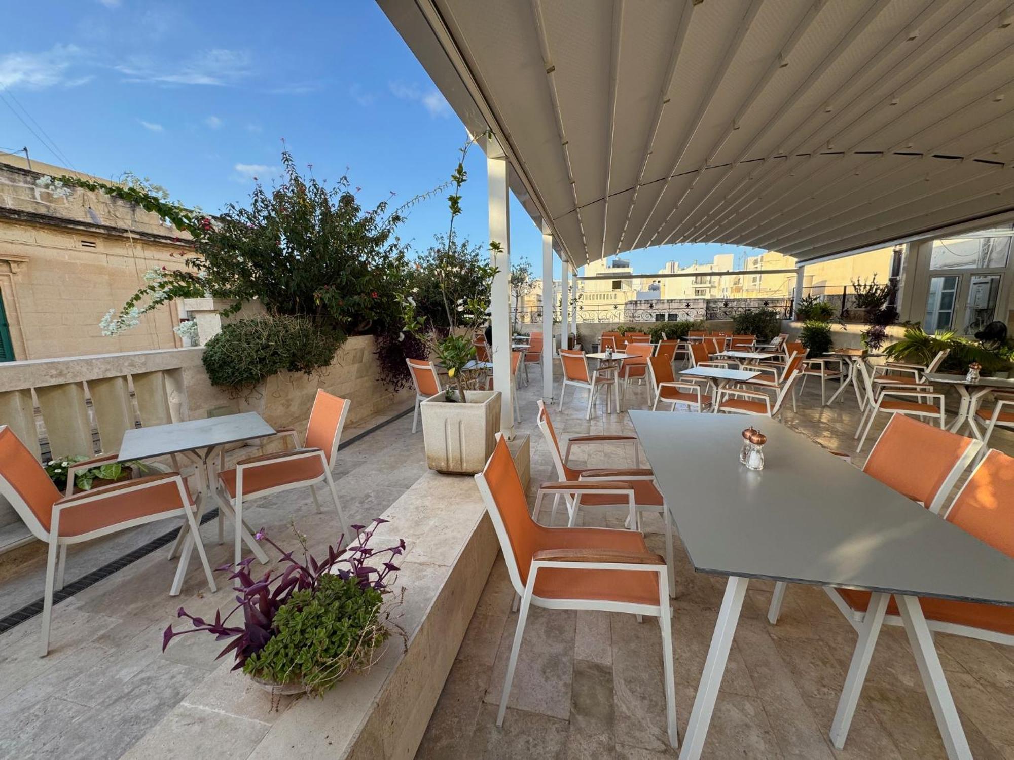 The Maltese Sun 3*